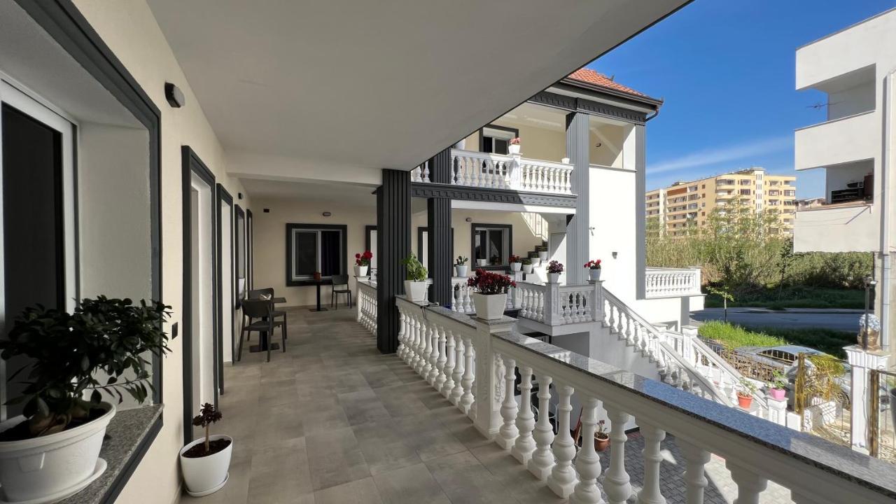 Vila Aaron Дуррес Экстерьер фото